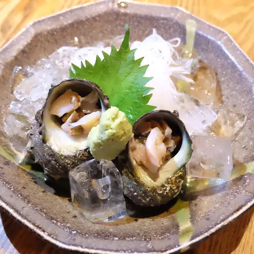 夏の味覚サザエ