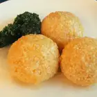 Lychee/Sesame dumplings (3 pieces) each