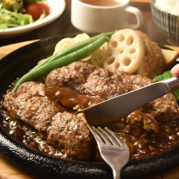 [Arabelle specialty] ☆Japanese black beef hamburger steak☆