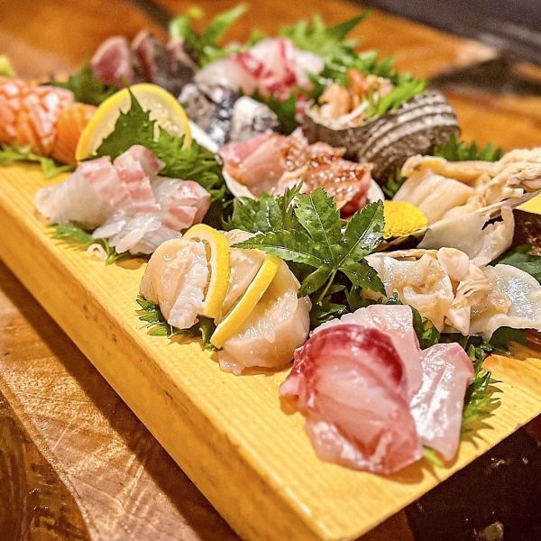 [Geta platter] 10 types of sashimi! (1 serving) *The contents of the dishes may change from the usual.