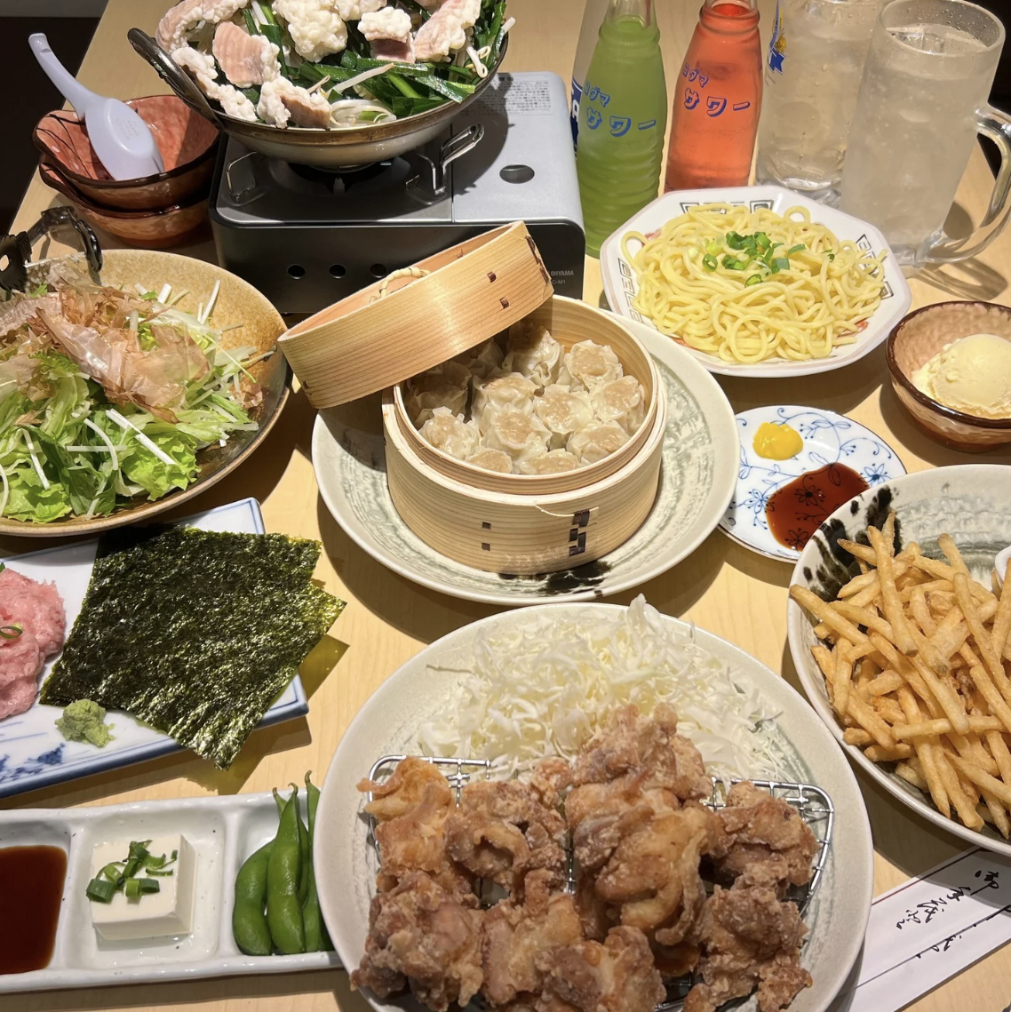 宴会や飲み放題も楽しめる定食＆居酒屋！