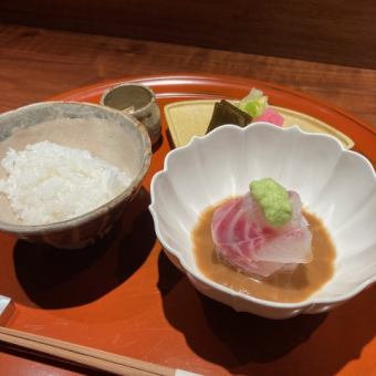 贅を尽くした名残と出逢い 心躍る美食の宴