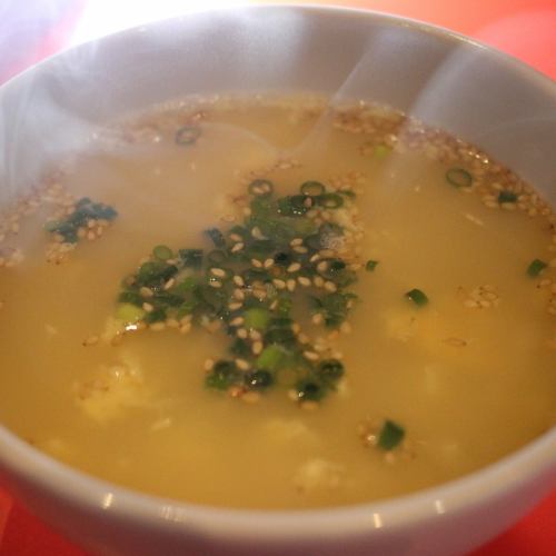 Special garlic and egg soup