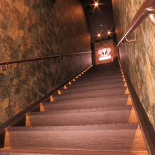 Please go up the stairs.*This is not a seat.[Machida/Yakiniku/Private room/Anniversary/Birthday/Girls' party/Farewell party/Welcome party/Year-end party/New Year's party/Banquet/All-you-can-drink/Meat/Date]