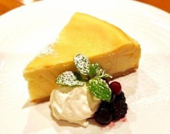 濃厚ベイクドNYチーズケーキ