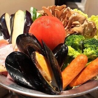 選べる鍋コース！　（水炊き鍋orトマト鍋or牛タンしゃぶ）