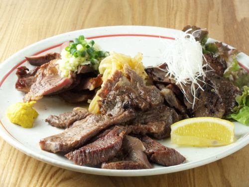 Grilled Beef Tongue Platter (3 types of salt, green onion, and miso)