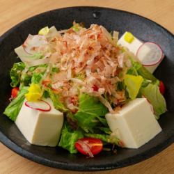 自家製豆腐のごまサラダ