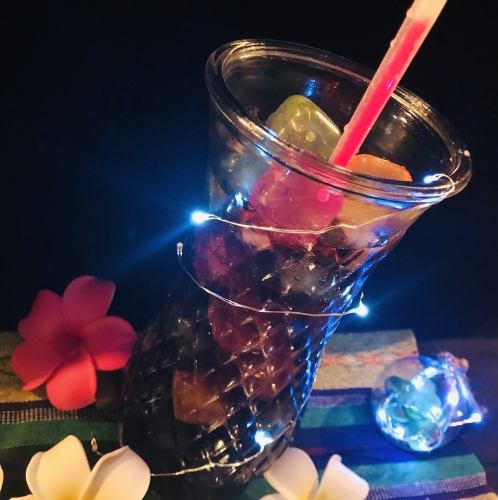 【びっくり！コーラ】　あなたは何回びっくり！インスタ映え間違いなし！350円（税込）