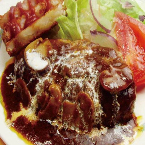 自家製デミグラスハンバーグ定食