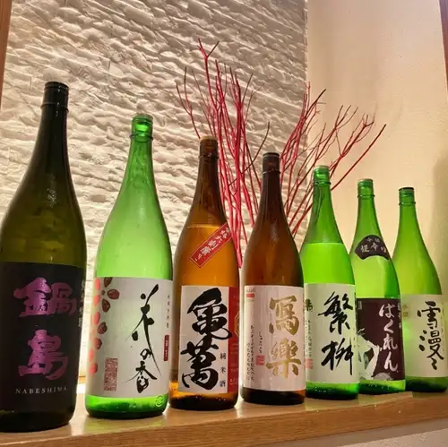 厳選されたお酒と料理で