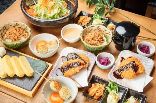 手軽に専門店の鶏料理を