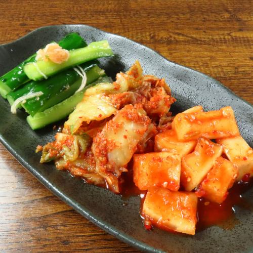 キムチ盛り合わせ