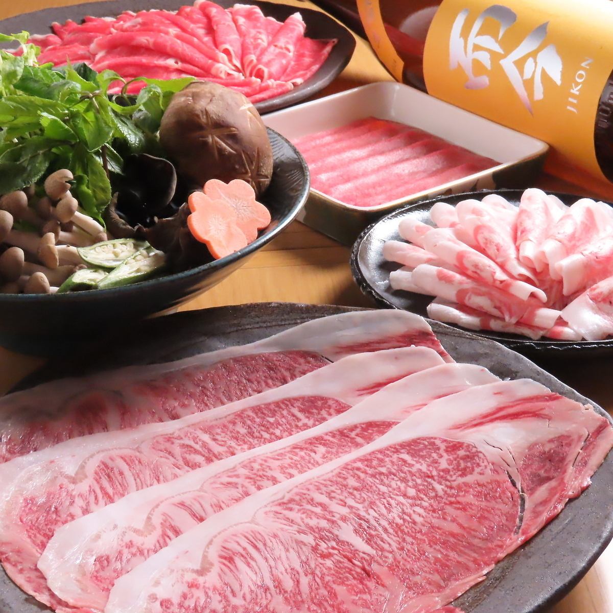 品質にこだわった食材だけを使った絶品鍋をご賞味ください。