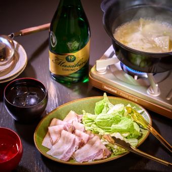 【2H飲放題付】ここだけの味！豆腐よう出汁のアグー豚しゃぶしゃぶコース<全6品>7980円(税込)