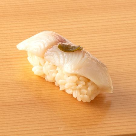 北海道産 ホッケの昆布締め握り