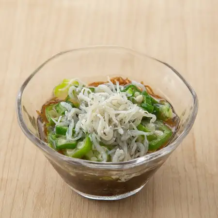 久米島産もずくとしらすの酢の物