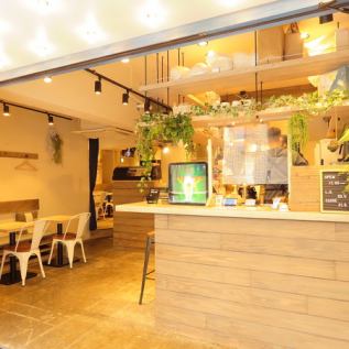 店内テーブル席2名様×7