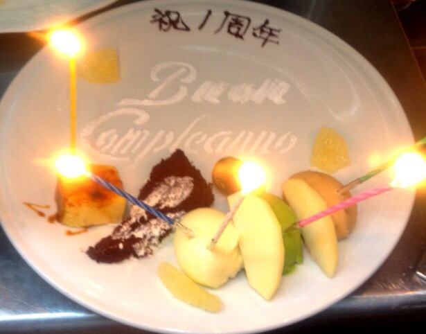 在生日、周年纪念日和其他特殊场合，让您的爱人绽放笑容！特别推荐包含我们著名的雪蟹意面的套餐。