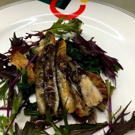 名物!渡り蟹パスタとお魚料理もお肉料理も少しずつ食べたいあなたへ満足ディナーコース