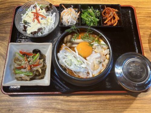 11:30～15:00でランチ！！