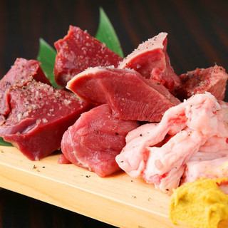 We offer meat with a focus on freshness!Special meat platters and fresh hormones are exquisite