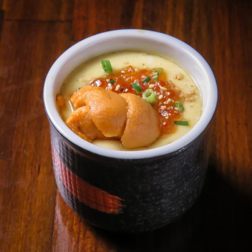 Sea urchin and salmon roe chawanmushi