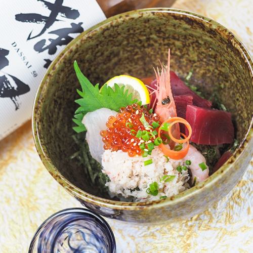 海鮮丼