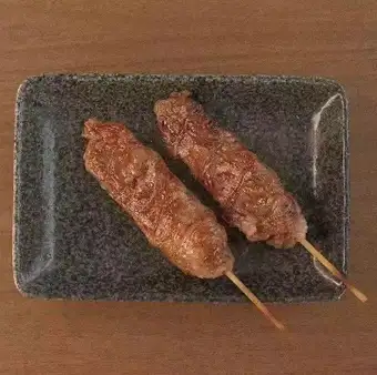 烤肝配酱汁