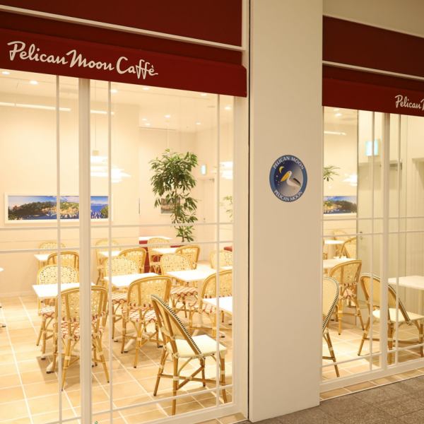 【気軽な普段使いも大歓迎◎ゆったり過ごせます】昼はカフェ空間、夜は落ち着いてワイン・ビールやコースを楽しめるお店です。ランチでもディナーでもお気軽にお楽しみいただけるメニューを多数ご用意しております。