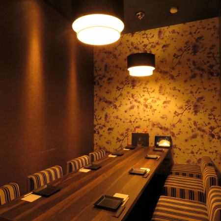 【掘りごたつ席:6名様~10名様までご利用可能】仲間内の飲み会や会社宴会、ご接待などシーンに合わせてお部屋をご用意致します。