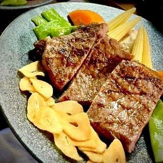 ≪おすすめ≫炭焼特撰イチボステーキと牛たんのスペシャルコース