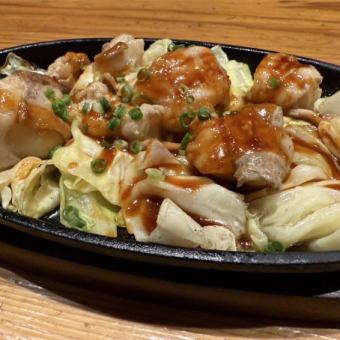 韓国風ホルモン鉄板焼き