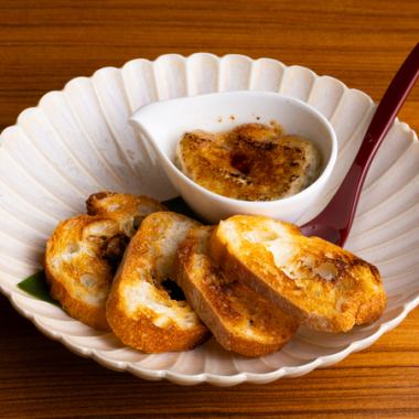 Chicken liver cheese brulee (with baguette)