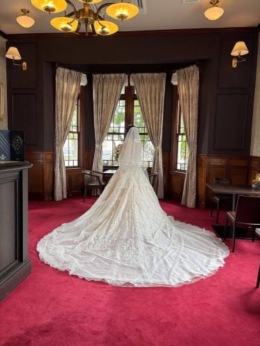 .
婚宴前幾天在 Kanyoso 別墅舉行。
恭喜你結婚🎊
儀式在 Kanyoso 別墅公開舉行，隨後舉行了招待會。

新郎將為新娘演唱一首驚喜歌曲。
新郎的火焰蝦表演，
儀式期間，新娘的兄弟拉小提琴。
演出結束後的入場模仿藝術家的現場表演。
太震撼了！
我們進行了很多討論，以便我們的客人能夠玩得開心。
這是一場充滿著新人精心策劃的婚禮！
我祝福你們倆未來一生幸福。

歡迎再次光臨！

🕊️別邸 Kanyoso 婚禮
https://www.ni-grand-wedding.com/kanyoso/

🕊Zexy 網站
Zexy - Bettei Kanyoso（新潟格蘭德酒店）

來自個人資料中的鏈接
您可以造訪該網站！
🔍@seikoan_bettei_kanyoso

其他SNS及美食網站
更多詳情請點這裡↓↓
https://lit.link/Qes1EGif55alyDCldOYLbnL3EXI3
（別邸 Kanyoso Rittrink）

前幾天，在別邸半陽莊舉辦了一場招待會✨
祝賀你們結婚。 🎊
A public ceremony was held at the private residence Kanyonso,
and then a reception was held.

新郎為新娘獻上的驚喜演唱、新郎的火焰蝦表演、新娘的兄弟在觀眾離開時演奏的小提琴、以及觀眾離開後模仿藝術家現場表演的入場，都讓人激動不已。
我衷心祝福你們倆在未來的歲月裡幸福快樂♪

Please come and visit the store again.

🕊️別邸 Kanyoso 婚禮
https://www.ni-grand-wedding.com/kanyoso/

🕊Zexy 網站。
https://zexy.net/wedding/c_7770035134/?vos=evpazex0010x1067399&gclsrc=aw.ds&gad_source=1&gbraid=0AAAAADgD9KVyyxrRHLfwAVn6wSJQHjO-Q&gclid=EAIaIQobChMIncXh4pWdiwMVM10PAh3LEjryEAAYASAAEgLf9fD_BwE

You can access the website from the profile link!
🔍@seikoan_bettei_kanyoso

其他SNS、美食網站等詳情可在此查看↓↓
https://lit.link/Qes1EGif55alyDCldOYLbnL3EXI3(lit.link)

#NiigataBride #2025wedding #2026wedding #2025SpringWedding #2025SummerWedding #2025AutumnWedding #2025WinterWedding #NiigataGraduateBride #NiigataBrideToBe #T025W接口#FRENCHTeppanShizukaanBettei Kanyoso #FRENCHTeppanShizukaan #NiigataGrandHotel #AdultWedding #TaishoRomanticWedding #TaishoRomantic #TaishoRomantic #BrideToBePreparation #BdingToalcoding#Wedeeting #Wedeeting #exingnerDMeeting #ex過程 #DFeetalding #Wedeeting #Dineeting #Deeting'sFyal遠生活#Wedeet"