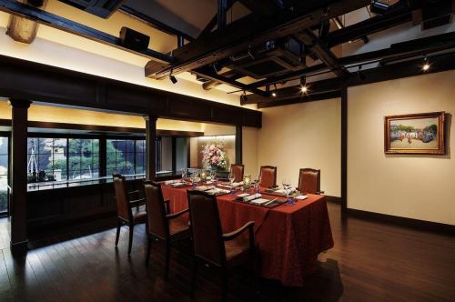 .
We also provide seating at tables facing each other using hall seats.
Yes, it is possible.
Of course, the food is teppanyaki!
You can enjoy freshly cooked food.

Please note that there are limited seating available.
Please consult in advance!

Family reunions, birthday and anniversary celebrations,
Family and relatives dinner parties, workplace gatherings, etc.
There are many ways to use it!
We look forward to your reservation 😊

For reservations and inquiries,
📞025-211-7703

↓We recommend you make your reservation online!
https://seikoanbetteikanyoso.owst.jp/(Hot Pepper)

From the link in the profile
You can access the website!
🔍@seikoan_bettei_kanyoso

Other SNS and gourmet sites
For more details, please click here↓↓
https://lit.link/Qes1EGif55alyDCldOYLbnL3EXI3
(Bettei Kanyoso Rittrink)

It is also possible to prepare face-to-face table seats using hall seats.
Of course, the dish is teppanyaki!
You can enjoy freshly prepared dishes.

The number of face-to-face seats is limited, so please contact us in advance.
There are many ways to use it, such as face-to-face meeting of the two families, birthday and anniversary celebrations, family and relatives' dinner parties, and workplace gatherings.

We look forward to your reservation.😊

↓Online reservations are recommended for reservations!
https://seikoanbetteikanyoso.owst.jp/(HOT PEPPER)

For reservations and inquiries,
📞025-211-7703

You can access the website from the profile link!
🔍@seikoan_bettei_kanyoso

You can see more details such as other SNS and gourmet sites here ↓↓
https://lit.link/Qes1EGif55alyDCldOYLbnL3EXI3(lit.link)

#Bettei Kanyoso #NiigataGourmet #NiigataLunch #NiigataDinner #FurumachiLunch #FurumachiDinner #MonthlyNiigata #AnniversaryDinner #JapaneseGarden #NiigataGrandHotel #Gyokusendo #HammeredCopperware #Meeting #MeetingDinnerParty #MemorialService #Engagement #WaxCasting #CookieBox #CookieTin #Celebration #Birthday #Bouquet #YasudaTile #Yasuda #MarusanYasudaTileIndustry #kanyoso #betteikanyoso #niigata #niigatarestaurant #teppanyaki