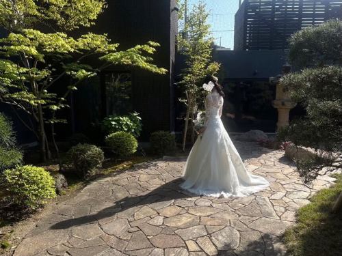 .
\\Wedding fair with luxurious teppanyaki lunch for couples is now being held//

We are offering wedding consultations with complimentary lunch tastings for couples!
We also offer tours of the facility and consultations with planners.
Just a look around is OK!!

If you are interested, please contact us 📞

A new style of wedding where you can rent out a mansion and enjoy the finest teppanyaki cuisine
.
.
.
The former Vice Governor's official residence, "Bettei Kanyoso," is a historic and charming building with 100 years of history.
.
The entire mansion is reserved for one group per day
.
.
Impress your important guests
.
Do you want a calm and relaxed wedding?”

For reservations and inquiries,
📞025-228-6115 (Niigata Grand Hotel)

From the link in the profile
You can access the website!
🔍@niigatagrandhotel_wedding

🕊You can also make reservations through the Zexy website
Zexy - Bettei Kanyoso (Niigata Grand Hotel)

🕊Bettei Kanyoso Wedding
https://www.ni-grand-wedding.com/kanyoso/

#NiigataBride #2025Wedding #2026Wedding #2025SummerWedding #2025AutumnWedding #2025WinterWedding #2026SpringWedding #2026SummerWedding #2026AutumnWedding #NiigataGraduateBride #NiigataBrideToBe #Teppanyaki #TeppanyakiWedding #Bettei Kanyoso #Kanyoso #FRENCHTeppanShizukaanBettei Kanyoso #FRENCHTeppanShizukaan #NiigataGrandHotel #AdultWedding #TaishoRomanticWedding #TaishoRomantic #TaishoRomantic #BrideToBePreparation #BrideToBe #Wedding #WeddingPhotos #Meeting #MeetingDinner #Zexy