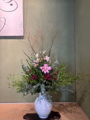 .
【별 저택 양장의 이번주의 꽃💐】

가게를 물들이는 꽃들 💐
프로듀스는 코야마 생화점에 부탁드립니다!
항상 감사합니다 😊

『야스다 기와화기 MYK』 Marumi Yasuda Kawara
나무의 따뜻함과 늠름한 아름다움을 겸비하고, 꽃에 다가가 서포트합니다.
(마루 산야스 기와 산업 온라인 스토어에서)
https://marumikawara.stores.jp/

내점 기다리고 있습니다^^

↓ 예약은 온라인 예약을 추천합니다!
https://seikoanbetteikanyoso.owst.jp/(핫 페퍼)

예약 문의는,
📞025-211-7703

프로필 링크에서
웹 사이트에 액세스 할 수 있습니다!
🔍 @seikoan_bettei_kanyoso

기타 SNS와 미식가 사이트 등
자세한 것은 이쪽으로부터 보실 수 있습니다↓↓
https://lit.link/Qes1EGif55alyDCldOYLbnL3EXI3
(별 저택 양장 릿 링크)

【This week's flowers at Bettei Kanyoso 💐】

These are the flowers that decorate the store.💐
We ask Koyamaseikaten to produce it!
Thank you as always.😊

We look forward to your reservation.

↓Online reservations are recommended for reservations!
https://seikoanbetteikanyoso.owst.jp/(HOT PEPPER)

For reservations and inquiries,
📞025-211-7703

You can access the website from the profile link!
🔍 @seikoan_bettei_kanyoso

You can see more details such as other SNS and gourmet sites here ↓↓
https://lit.link/Qes1EGif55alyDCldOYLbnL3EXI3(lit.link)

#별 저택 양장 #니가타 음식 #니가타 점심 #니가타 디너 #후루마치 점심 #후루마치 저녁 식사 #기념일 저녁 식사 #일본 정원 #니가타 그랜드 호텔 #다마가와도 #진기 동기 #얼굴 맞추기 식사회 #법요 #결납 #왁스형 주금 #쿠키 박스 #야스다 기와 #야스다 #마루 산야다 기와 산업 #kanyoso #betteikanyoso #niigata #niigatarestaurant #teppanyaki #가을