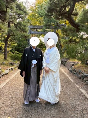 .
先日別邸涵養荘にて、結婚式が執り行われました!
新潟大神宮にて挙式後、別邸涵養荘にて披露宴が行われました。
紋服、白無垢で挙式され、新婦様は色打掛にお召し替えて入場。
お色直しでタキシードとドレスお召し替え✨
参列者の温かな拍手の中披露宴が行われ、
お写真を撮ったりお話したりと終始笑顔溢れる素敵な式でございました!
数ある式場の中から別邸涵養荘をお選びいただきありがとうございました😊
いつでも遊びにいらしてください!
またのお越しをお待ちしております♪
🕊️ 鉄板焼きの豪華ペアランチ付ウェディングフェア開催中
📞025-228-6115(新潟グランドホテル ブライダルデスク)
ゼクシィサイトサイトからもご予約いただけます
ゼクシィ-別邸涵養荘(新潟グランドホテル)
別邸涵養荘ウェディング公式HP
https://www.ni-grand-wedding.com/kanyoso/
プロフィールのリンクスから
webサイトにアクセスできます!
🔍@seikoan_bettei_kanyoso
その他SNSやグルメサイトなど
詳細はこちらからご覧いただけます↓↓
https://lit.link/Qes1EGif55alyDCldOYLbnL3EXI3
(別邸涵養荘リットリンク)
#新潟花嫁 #2025wedding #2026wedding #2025秋婚 #2025冬婚 #2026春婚 #2026夏婚 #2026秋婚 #新潟卒花 #新潟プレ花嫁 #鉄板焼き #鉄板焼きウェディング #別邸涵養荘 #涵養荘 #FRENCH鉄板静香庵別邸涵養荘 #FRENCH鉄板静香庵 #新潟グランドホテル #大人ウェディング #大正浪漫ウェディング #大正浪漫 #大正ロマン #プレ花嫁準備 #プレ花嫁#ウェディング #ウェディングフォト #顔合わせ #顔合わせ食事会 #ゼクシィ