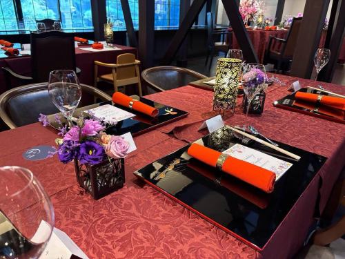 .
先日別邸涵養荘にて、結婚式が執り行われました!
新潟大神宮にて挙式後、別邸涵養荘にて披露宴が行われました。
紋服、白無垢で挙式され、新婦様は色打掛にお召し替えて入場。
お色直しでタキシードとドレスお召し替え✨
参列者の温かな拍手の中披露宴が行われ、
お写真を撮ったりお話したりと終始笑顔溢れる素敵な式でございました!
数ある式場の中から別邸涵養荘をお選びいただきありがとうございました😊
いつでも遊びにいらしてください!
またのお越しをお待ちしております♪
🕊️ 鉄板焼きの豪華ペアランチ付ウェディングフェア開催中
📞025-228-6115(新潟グランドホテル ブライダルデスク)
ゼクシィサイトサイトからもご予約いただけます
ゼクシィ-別邸涵養荘(新潟グランドホテル)
別邸涵養荘ウェディング公式HP
https://www.ni-grand-wedding.com/kanyoso/
プロフィールのリンクスから
webサイトにアクセスできます!
🔍@seikoan_bettei_kanyoso
その他SNSやグルメサイトなど
詳細はこちらからご覧いただけます↓↓
https://lit.link/Qes1EGif55alyDCldOYLbnL3EXI3
(別邸涵養荘リットリンク)
#新潟花嫁 #2025wedding #2026wedding #2025秋婚 #2025冬婚 #2026春婚 #2026夏婚 #2026秋婚 #新潟卒花 #新潟プレ花嫁 #鉄板焼き #鉄板焼きウェディング #別邸涵養荘 #涵養荘 #FRENCH鉄板静香庵別邸涵養荘 #FRENCH鉄板静香庵 #新潟グランドホテル #大人ウェディング #大正浪漫ウェディング #大正浪漫 #大正ロマン #プレ花嫁準備 #プレ花嫁#ウェディング #ウェディングフォト #顔合わせ #顔合わせ食事会 #ゼクシィ