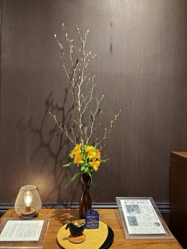 【별 저택 양장의 이번주의 꽃💐】

가게를 물들이는 꽃들입니다 💐
프로듀스는 코야마 생화점에 부탁드립니다!
항상 감사합니다 😊

요 전날부터 입구에있는 오오쿠보 주물이 바뀌 었습니다!
올해의 간지 「오」를 전시하고 있습니다.
https://souemon-imono.com/

『야스다 기와화기 MYK』 Marumi Yasuda Kawara
나무의 따뜻함과 늠름한 아름다움을 겸비하고, 꽃에 다가가 서포트합니다.
(마루 산야다 기와 공업 온라인 스토어에서)
https://marumikawara.stores.jp/

내점 기다리고 있습니다^^

↓ 예약은 온라인 예약을 추천합니다!
https://seikoanbetteikanyoso.owst.jp/(핫 페퍼)

예약 문의는,
📞025-211-7703

프로필 링크에서
웹 사이트에 액세스 할 수 있습니다!
🔍 @seikoan_bettei_kanyoso

기타 SNS와 미식가 사이트 등
자세한 것은 이쪽으로부터 보실 수 있습니다↓↓
https://lit.link/Qes1EGif55alyDCldOYLbnL3EXI3
(별 저택 양장 릿 링크)

【This week's flowers at Bettei Kanyoso 💐】

These are the flowers that decorate the store.💐
We ask Koyamaseikaten to produce it!
Thank you as always.😊

The Okubo Casting at the entrance has changed since the other day!
This year's zodiac sign "Wu" is on display.
https://souemon-imono.com/

"Yasuda Tile Flowerware MYK"Marumi Yasuda Kawara
It combines the warmth and dignified beauty of the tree, and supports the flowers.
(From the Marusan Yasuda Tile Industry Online Store)
https://marumikawara.stores.jp/

We look forward to your reservation.

↓Online reservations are recommended for reservations!
https://seikoanbetteikanyoso.owst.jp/(HOT PEPPER)

For reservations and inquiries,
📞025-211-7703

You can access the website from the profile link!
🔍 @seikoan_bettei_kanyoso

You can see more details such as other SNS and gourmet sites here ↓↓
https://lit.link/Qes1EGif55alyDCldOYLbnL3EXI3(lit.link)

# 별 저택 양장 # 오오쿠보 주물 # 야스다 기와 # 니가타 그랜드 호텔