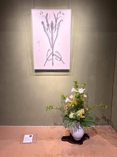 【별 저택 양장의 이번주의 꽃💐】

가게를 물들이는 꽃들입니다 💐
프로듀스는 코야마 생화점에 부탁드립니다!
항상 감사합니다 😊

요 전날부터 입구에있는 오오쿠보 주물이 바뀌 었습니다!
올해의 간지 「오」를 전시하고 있습니다.
https://souemon-imono.com/

『야스다 기와화기 MYK』 Marumi Yasuda Kawara
나무의 따뜻함과 늠름한 아름다움을 겸비하고, 꽃에 다가가 서포트합니다.
(마루 산야다 기와 공업 온라인 스토어에서)
https://marumikawara.stores.jp/

내점 기다리고 있습니다^^

↓ 예약은 온라인 예약을 추천합니다!
https://seikoanbetteikanyoso.owst.jp/(핫 페퍼)

예약 문의는,
📞025-211-7703

프로필 링크에서
웹 사이트에 액세스 할 수 있습니다!
🔍 @seikoan_bettei_kanyoso

기타 SNS와 미식가 사이트 등
자세한 것은 이쪽으로부터 보실 수 있습니다↓↓
https://lit.link/Qes1EGif55alyDCldOYLbnL3EXI3
(별 저택 양장 릿 링크)

【This week's flowers at Bettei Kanyoso 💐】

These are the flowers that decorate the store.💐
We ask Koyamaseikaten to produce it!
Thank you as always.😊

The Okubo Casting at the entrance has changed since the other day!
This year's zodiac sign "Wu" is on display.
https://souemon-imono.com/

"Yasuda Tile Flowerware MYK"Marumi Yasuda Kawara
It combines the warmth and dignified beauty of the tree, and supports the flowers.
(From the Marusan Yasuda Tile Industry Online Store)
https://marumikawara.stores.jp/

We look forward to your reservation.

↓Online reservations are recommended for reservations!
https://seikoanbetteikanyoso.owst.jp/(HOT PEPPER)

For reservations and inquiries,
📞025-211-7703

You can access the website from the profile link!
🔍 @seikoan_bettei_kanyoso

You can see more details such as other SNS and gourmet sites here ↓↓
https://lit.link/Qes1EGif55alyDCldOYLbnL3EXI3(lit.link)

# 별 저택 양장 # 오오쿠보 주물 # 야스다 기와 # 이즈미 유키코 #니가타 그랜드 호텔