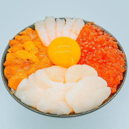 Sea urchin and salmon roe scallop sweet shrimp bowl