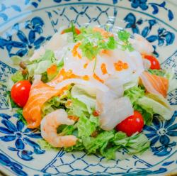 Famous seafood salad