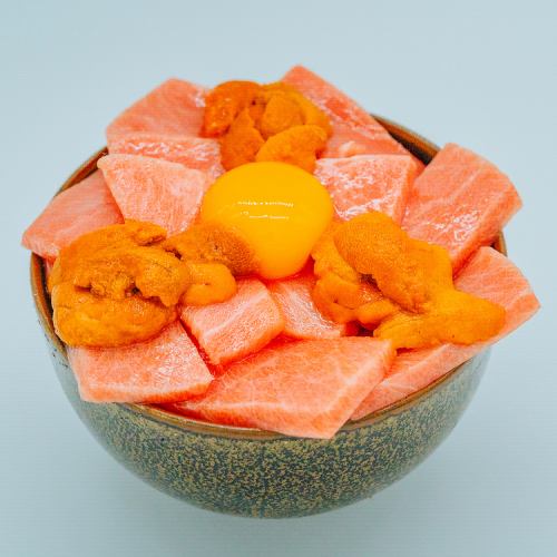 海の幸がたっぷり♪ 40種類以上の『海鮮丼』をご用意しております。