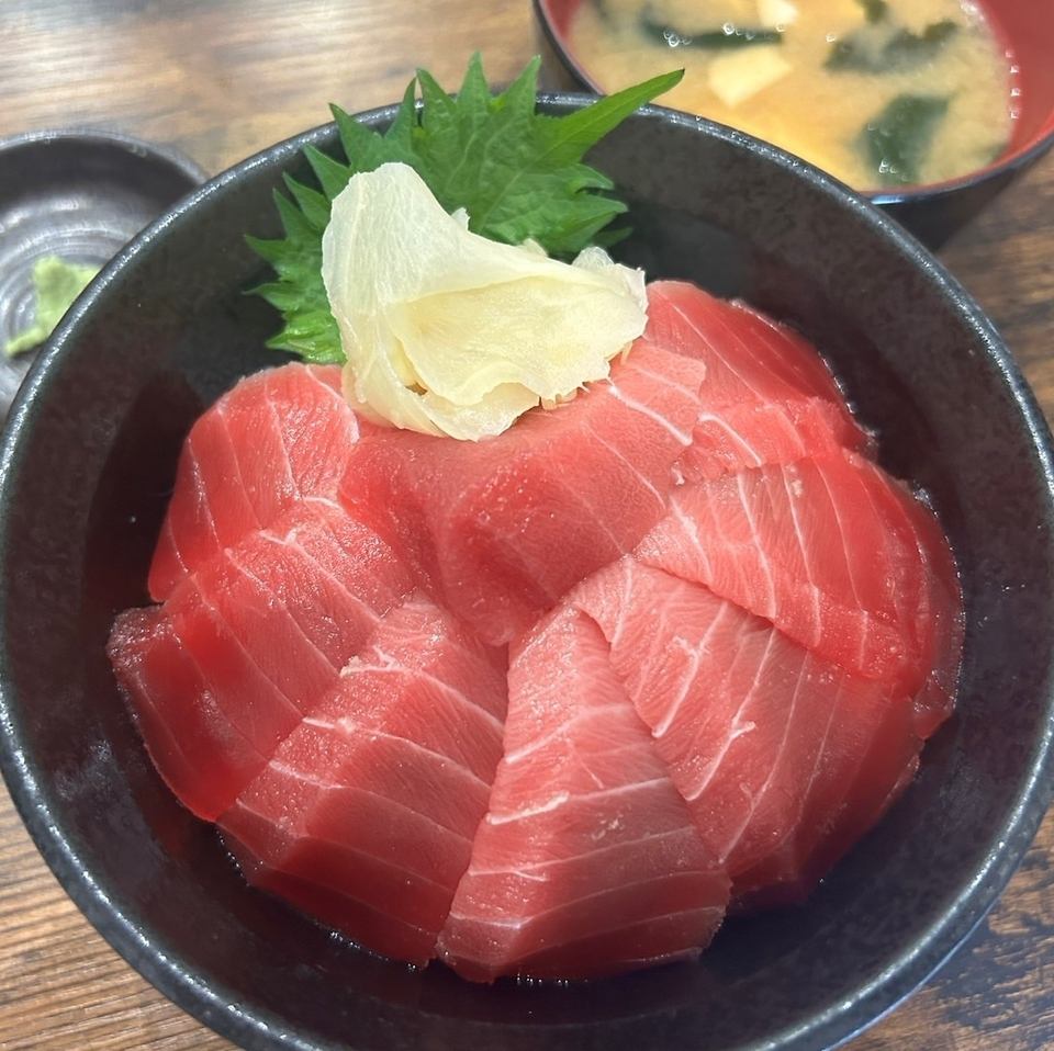 鮮度抜群でリーズナブルな海鮮丼はランチにぴったり◎
