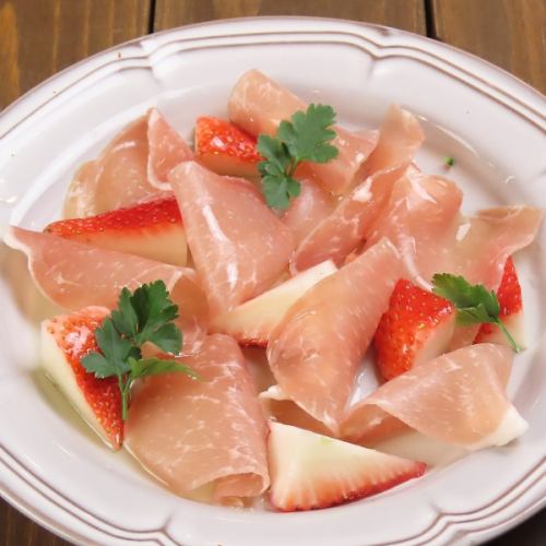 火腿和草莓