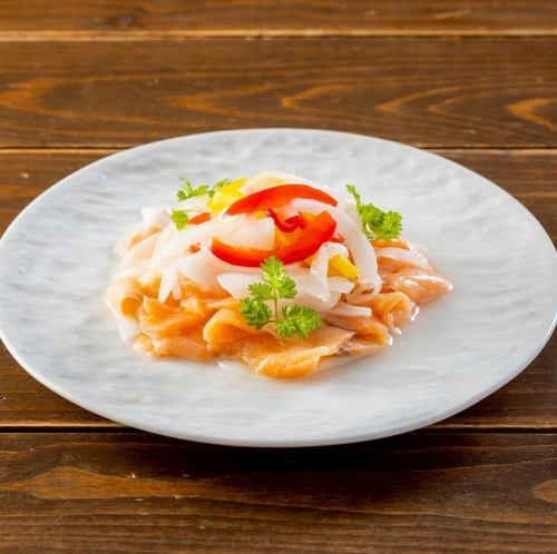 彩り野菜とオニオンサーモン