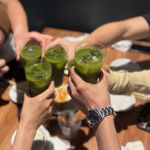 今日は全員で乾杯!