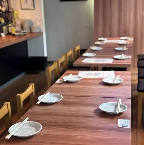 <p>The menu changes daily, offering new discoveries every time you visit.We offer a wide variety of alcoholic beverages, making it a great place to stop by alone or to spend the night chatting with someone special.Here's a place that will make your nights in Himeji even more enjoyable.</p>
